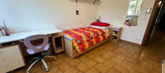 4-Zimmer Wohnung in Arenzano, Italy, Nr. 305206 13