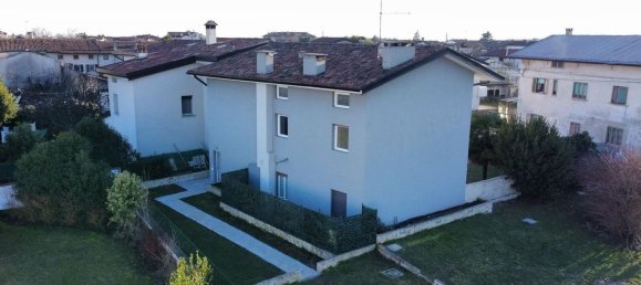 5-salle Duplex à Udine, Italy No. 17903 3