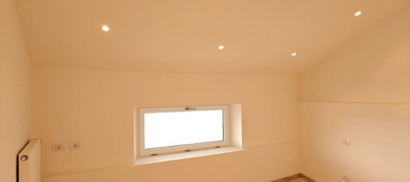 5-salle Duplex à Udine, Italy No. 17903 29