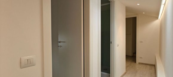 5-salle Duplex à Udine, Italy No. 17903 16