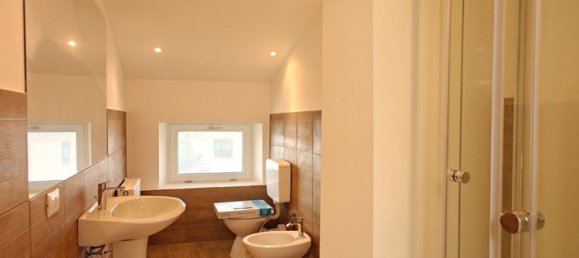 5-salle Duplex à Udine, Italy No. 17903 24