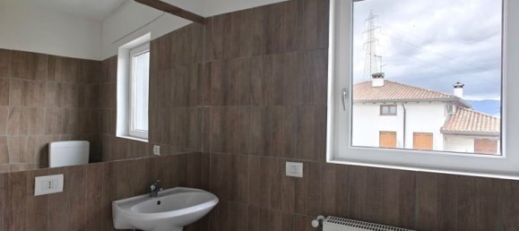 5-salle Duplex à Udine, Italy No. 17903 15