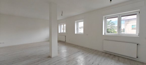 5-salle Duplex à Udine, Italy No. 17903 8