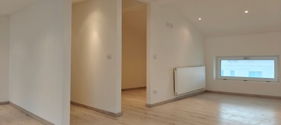 5-salle Duplex à Udine, Italy No. 17903 18