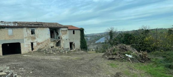 3 Schlafzimmer Haus in Spinetoli, Italy, Nr. 227714 5
