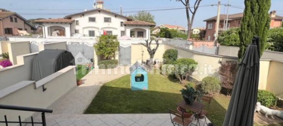 Villa de 2 dormitorios en Rome, Italy No. 332852 4