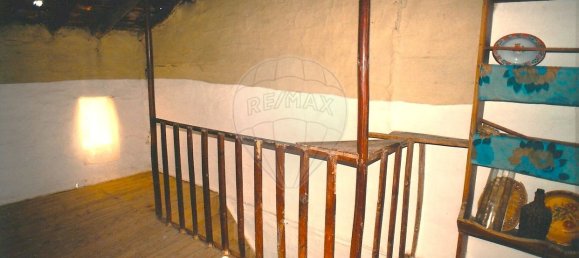 2 bedrooms House in Rosmaninhal, Portugal No. 38641 5