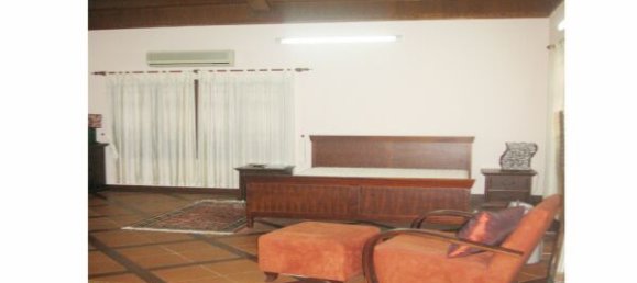 5 bedrooms Villa in Tay Ho, Vietnam No. 7137 3