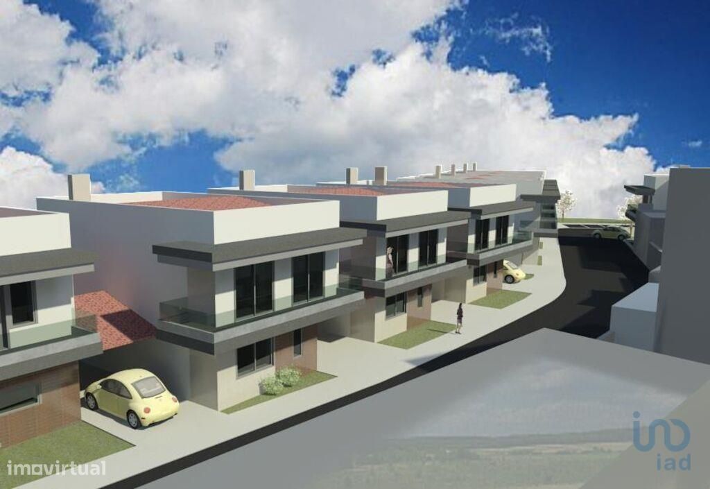 Villa de 4 dormitorios en Sao Martinho do Porto, Portugal No. 144733