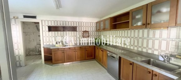 Villa de 5 divisões em Pietrasanta, Italy N.º 288609 4