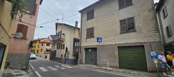 2 rooms Apartment in Sala Comacina, Italy No. 153275 19