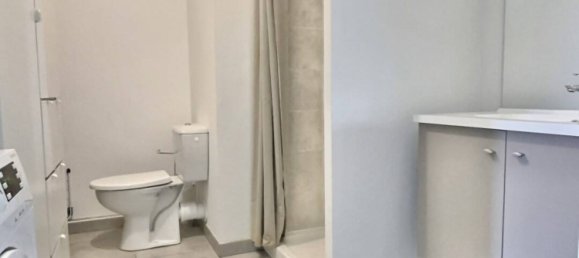 Studio in Marseille, France No. 317691 7