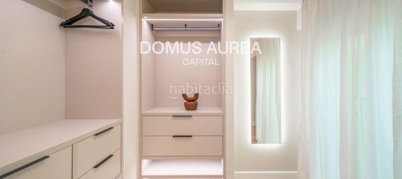 2 bedrooms Duplex in Madrid, Spain No. 125477 8