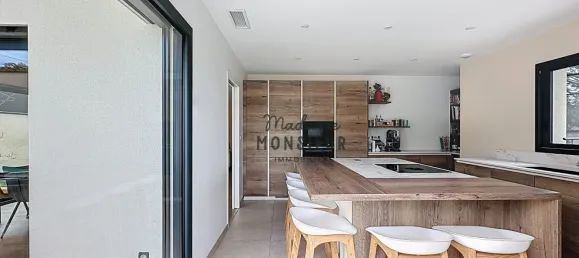 6 bedrooms House in La Verpilliere, France No. 321708 5