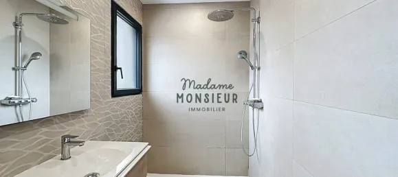 6 bedrooms House in La Verpilliere, France No. 321708 18