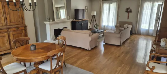 6 Schlafzimmer Haus in Mennecy, France, Nr. 323543 3