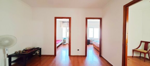 3 Schlafzimmer Penthouse in L'Hospitalet de Llobregat, Spain, Nr. 172299 2