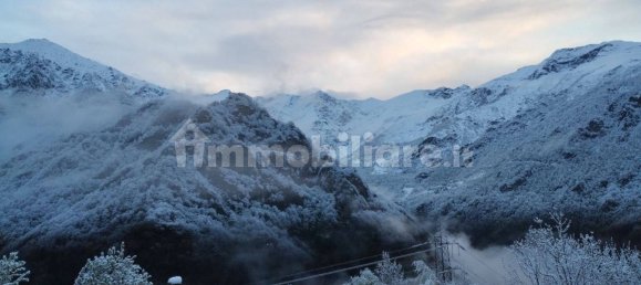 2 bedrooms House in Turin, Italy No. 290048 18