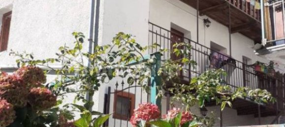 2 bedrooms House in Turin, Italy No. 290048 2