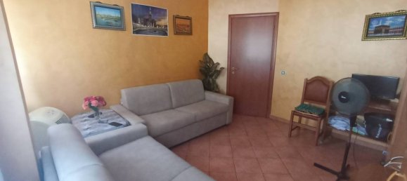 2 Schlafzimmer Wohnung in Cinisello Balsamo, Italy, Nr. 272576 3