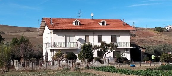 8 rooms House in Carunchio, Italy No. 236733 21