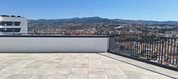 3 bedrooms Penthouse in Malaga, Spain No. 186060 18