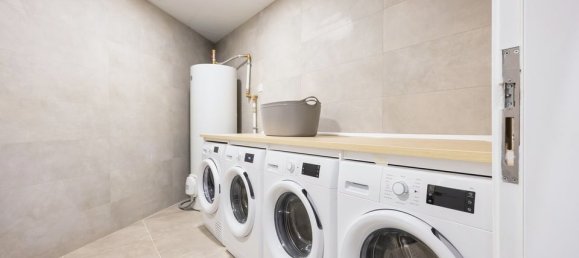 3 bedrooms Penthouse in Malaga, Spain No. 186060 20