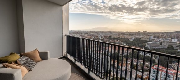 3 bedrooms Penthouse in Malaga, Spain No. 186060 7