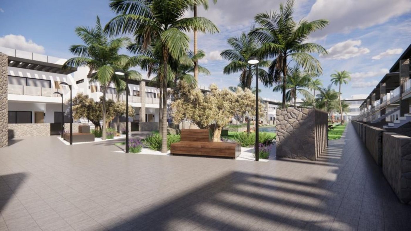 2 bedrooms Bungalow in Punta Prima, Spain No. 9390