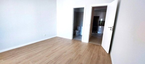 Apartamento de 3 dormitorios en Porto, Portugal No. 301752 24