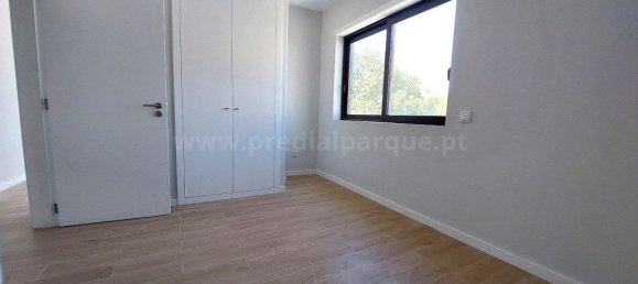 Apartamento de 3 dormitorios en Porto, Portugal No. 301752 6