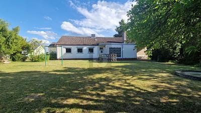 6 rooms Bungalow in Hildesheim, Germany No. 232340