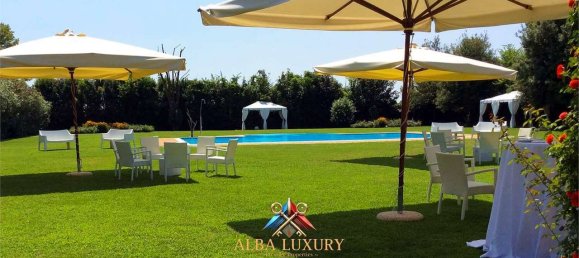 Villa de 14 dormitorios en Pordenone, Italy No. 164507 26