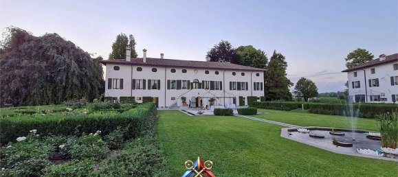 Villa de 14 dormitorios en Pordenone, Italy No. 164507 10
