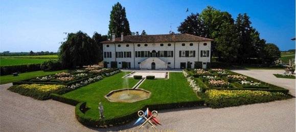 Villa de 14 dormitorios en Pordenone, Italy No. 164507 4