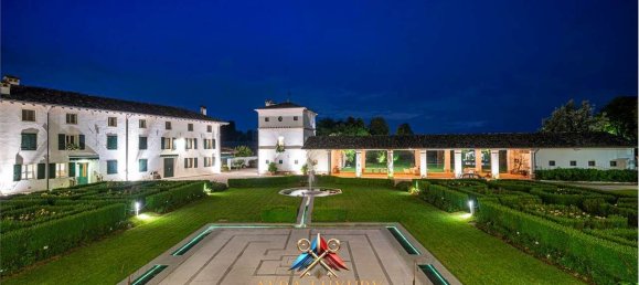 Villa de 14 dormitorios en Pordenone, Italy No. 164507 15