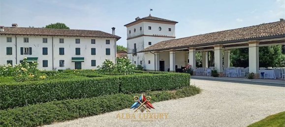 Villa de 14 dormitorios en Pordenone, Italy No. 164507 3