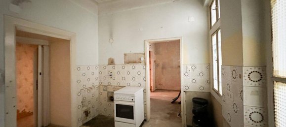 4 rooms Apartment in Vienna, Austria No. 181444 12