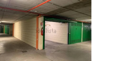  مرآب في Rome, Italy 21متر مربع رقم 146716 3