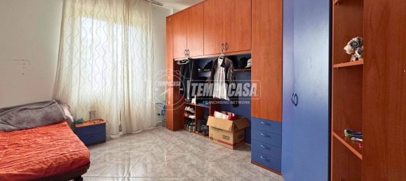 2 bedrooms Apartment in Cologno Monzese, Italy No. 98612 8
