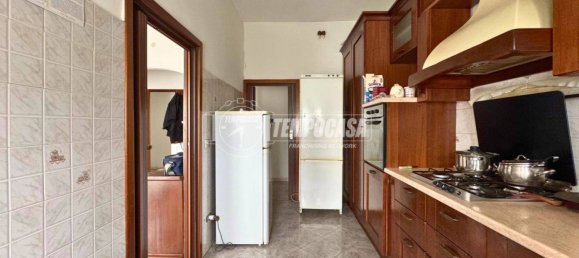 2 bedrooms Apartment in Cologno Monzese, Italy No. 98612 3