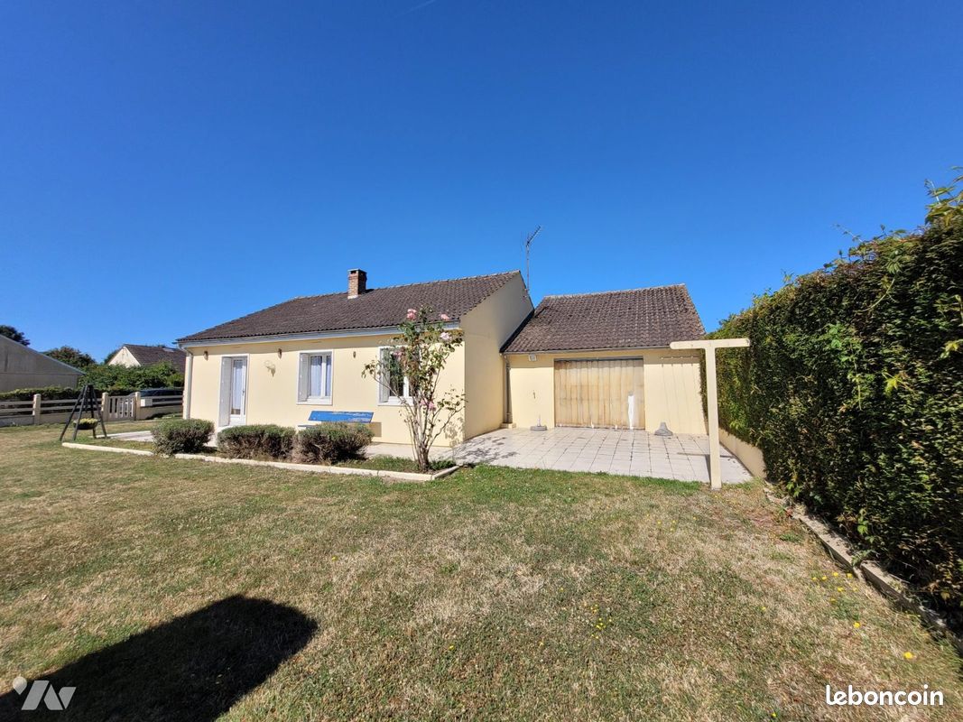 Villa de 2 dormitorios en Orne, France No. 361986