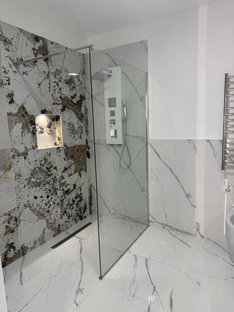 Квартира с 3 спальнями в Милан, Италия № 357900