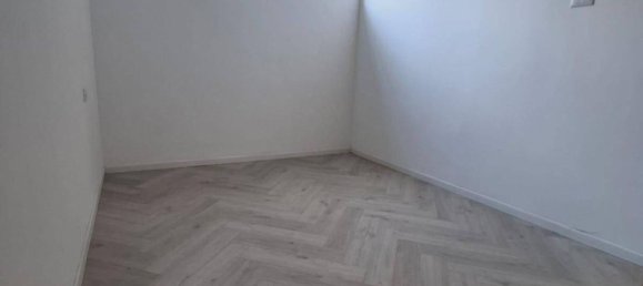 Квартира с 3 спальнями в Милан, Италия № 357900 26