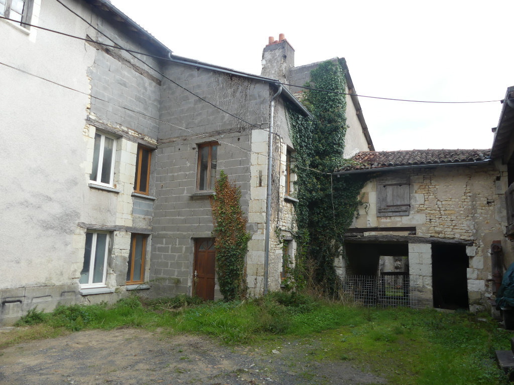 2 غرف نوم منزل في Richelieu, France رقم 84990