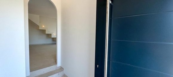 3 Schlafzimmer Haus in Sorbiers, France, Nr. 286611 5