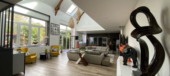 4 bedrooms House in Armentieres, France No. 232080 4