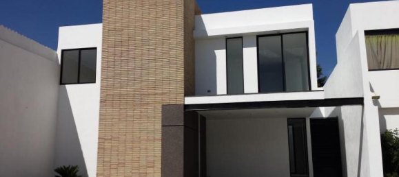 3 bedrooms House in Puebla, Mexico No. 184075 2