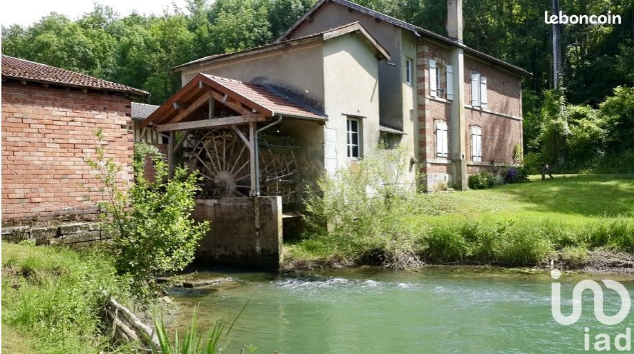 6غرفة منزل في Sainte-Marie-du-Lac-Nuisement, France رقم 232426