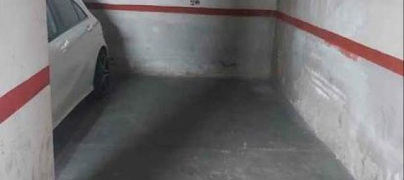  موقف سيارات في Gava, Spain رقم 169247 2